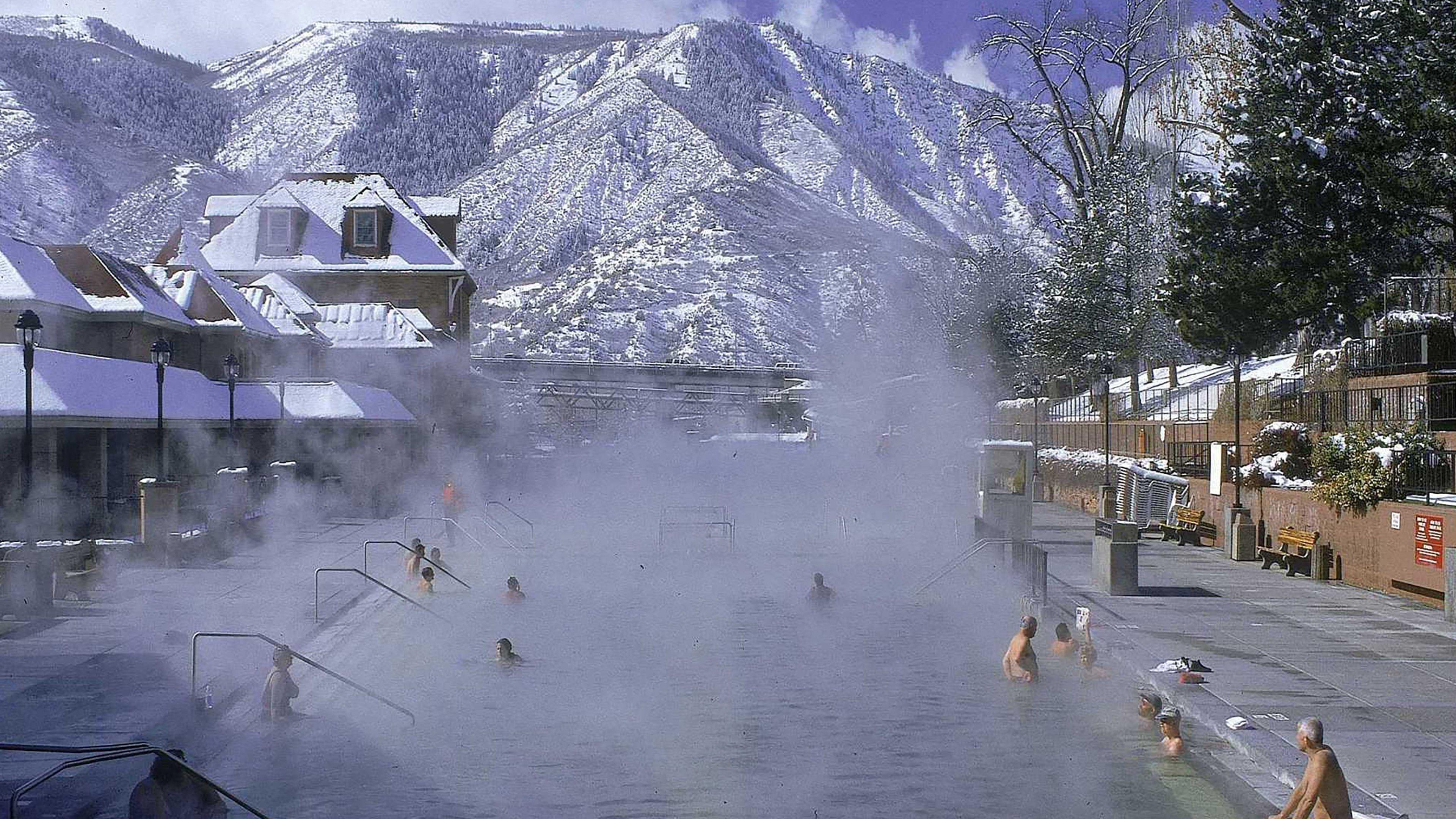 Holiday Inn Express Glenwood Springs Aspen Area, An Ihg Hotel Exterior foto